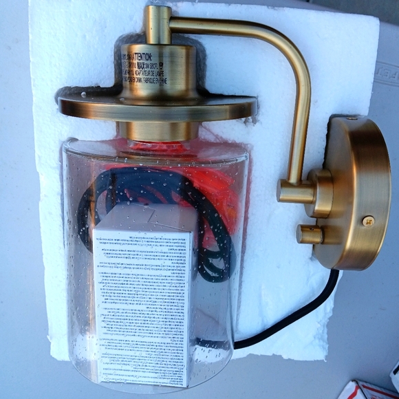 New Treshold wall hanging wired lamps - Picture 1 of 8